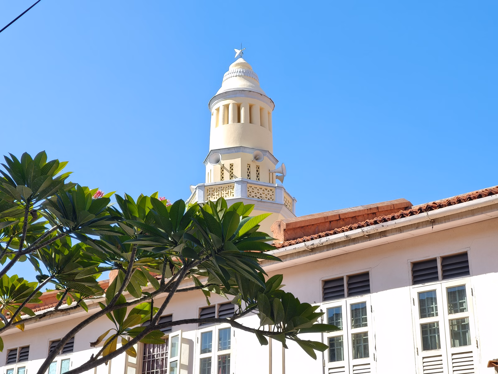 George Town - Image 1